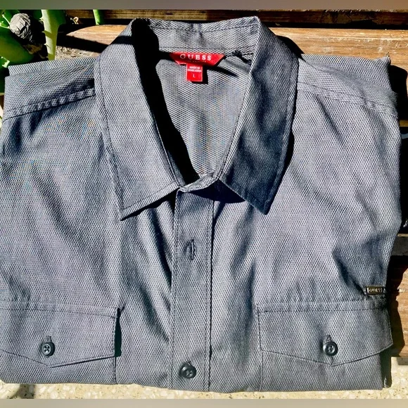 *New* Guess M/F Dobby 2 Pckt Shirt - Picture 10 of 13